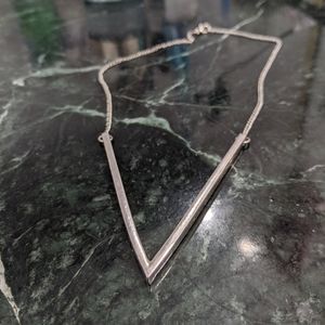 🎉HOST PICK🎉 Topshop V Pendant Necklace